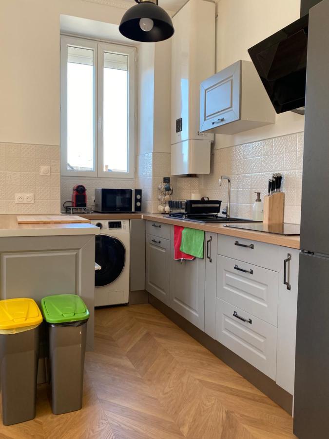 Magnifique Appartement Climatise - Classe 4 Etoiles Terrasson Bagian luar foto